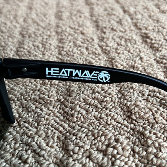 Heatwave Lazer Face Sunglasses - Picture 6 of 6